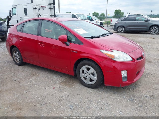 Salvage Toyota Prius Image