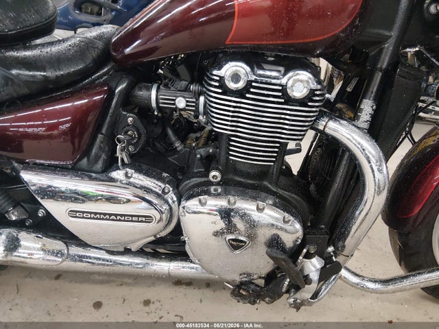 Triumph Thunderbird Commander