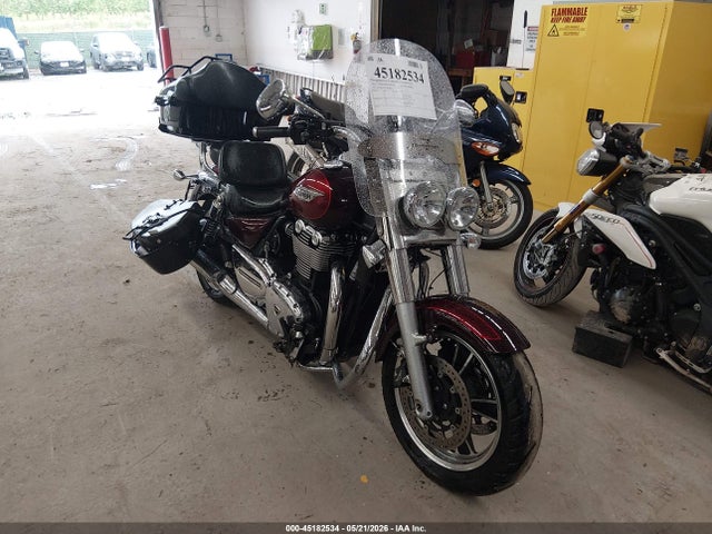 Salvage Triumph Thunderbird Image