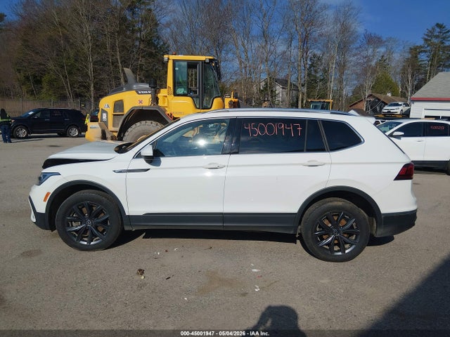 Volkswagen Tiguan 2.0t Se