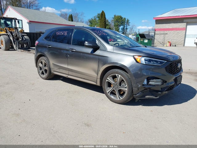 Salvage Ford Edge Image