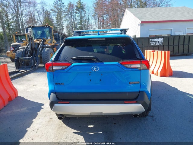 Toyota RAV4 Adventure