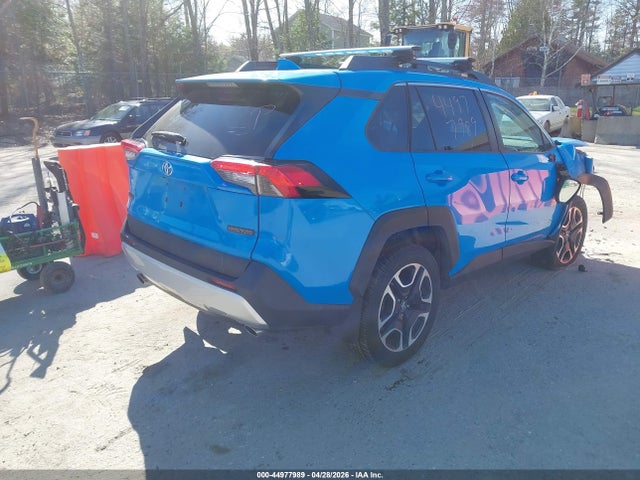 Toyota RAV4 Adventure