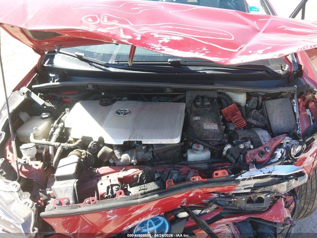 Toyota Prius Le Awd-e