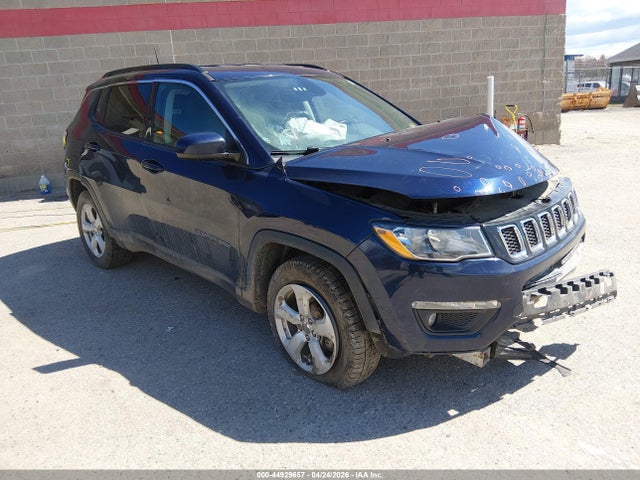 Salvage Jeep Compass Image