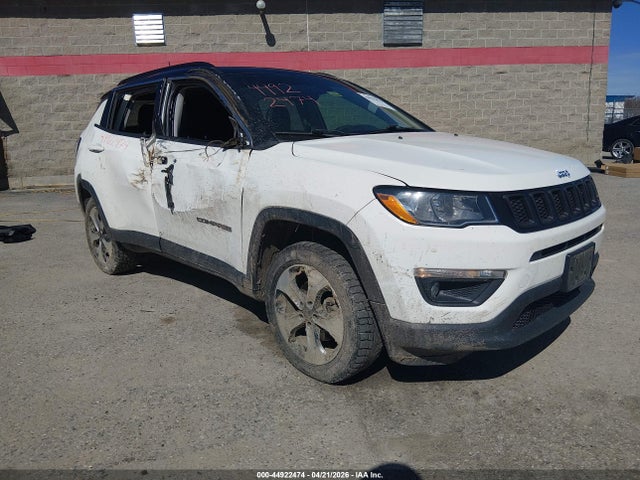 Salvage Jeep Compass Image