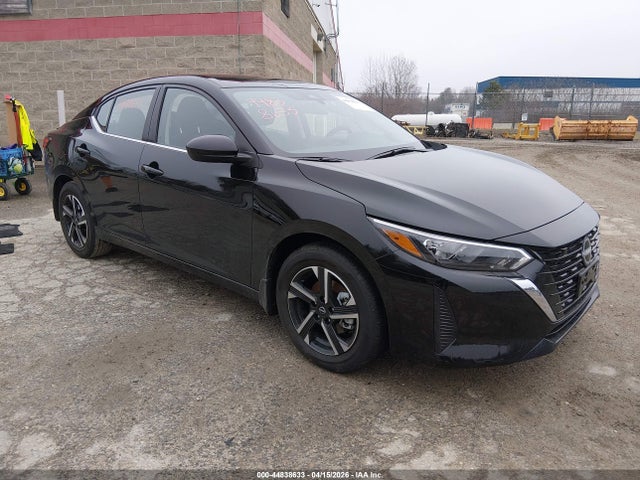 Salvage Nissan Sentra Image