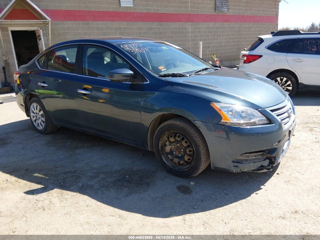 Salvage Nissan Sentra Image