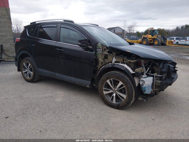 Salvage Toyota RAV4 Image