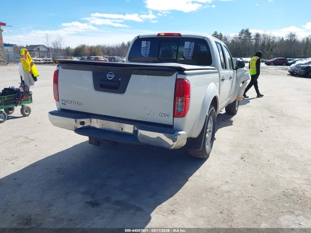 Nissan Frontier Sv