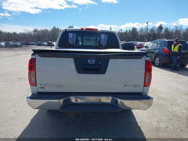 Nissan Frontier Sv