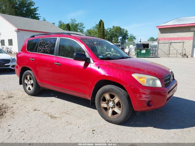 Salvage Toyota RAV4 Image