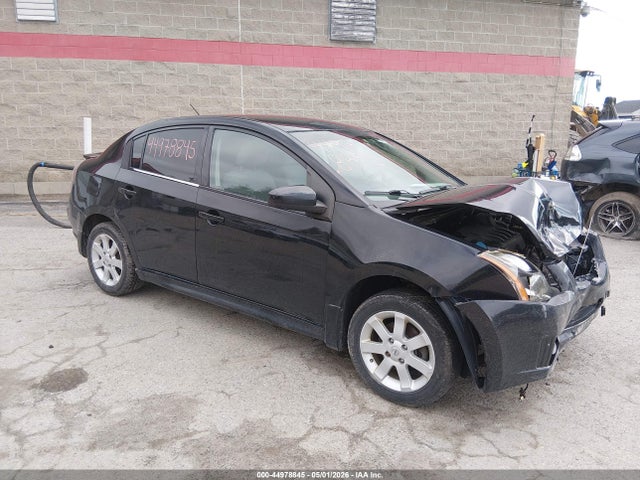 Salvage Nissan Sentra Image