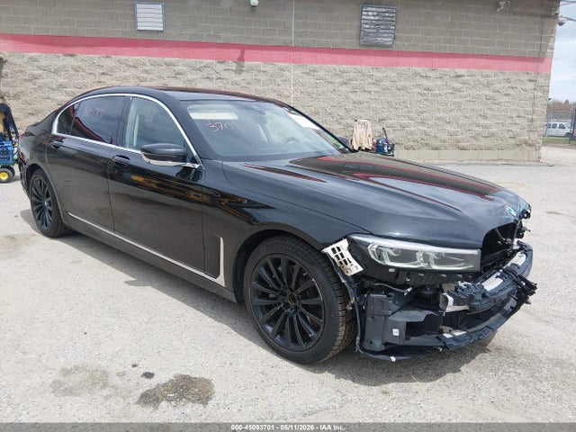 Salvage BMW 7 Series Image