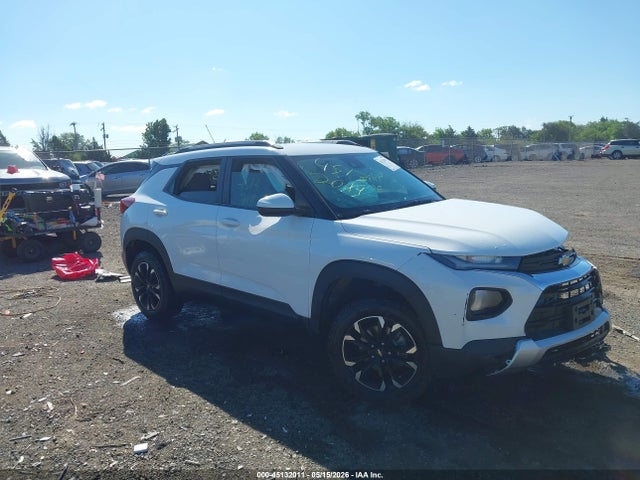 Salvage Chevrolet Trailblazer Image