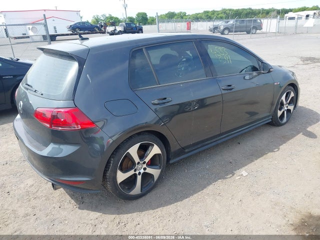 Volkswagen Golf 2.0t Se 4-door