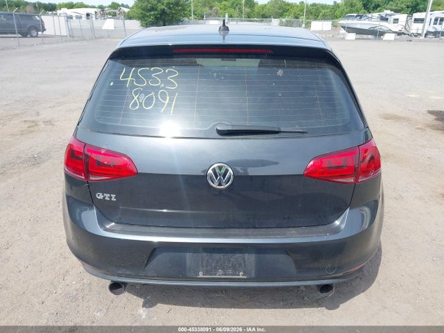 Volkswagen Golf 2.0t Se 4-door