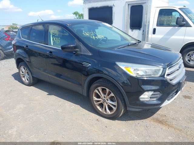 Salvage Ford Escape Image