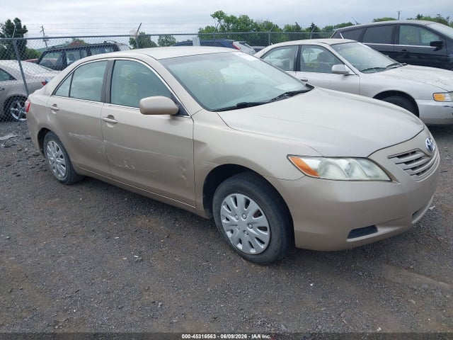 Salvage Toyota Camry Image