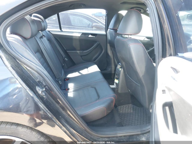 Volkswagen Jetta Gli Autobahn