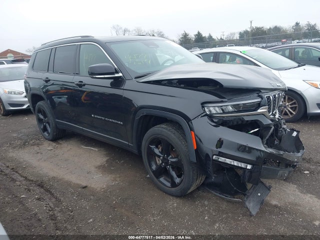 Salvage Jeep Grand Cherokee Image