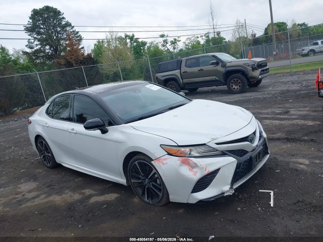 Salvage Toyota Camry Image