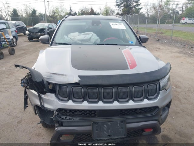 Jeep Compass Trailhawk 4x4