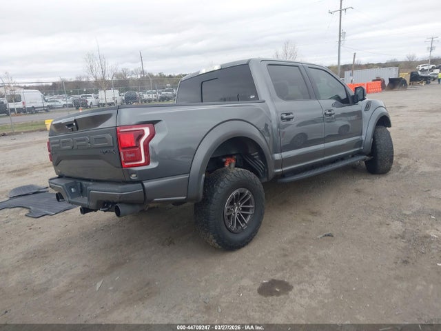 Ford F-150 Raptor