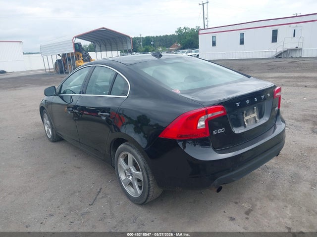 Volvo S60 T5