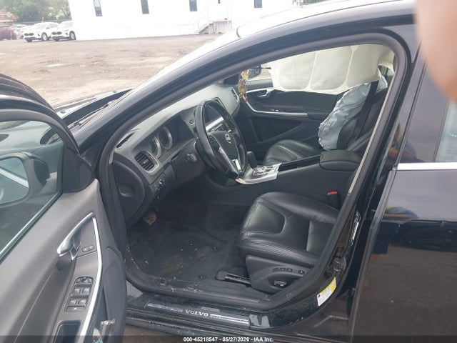 Volvo S60 T5
