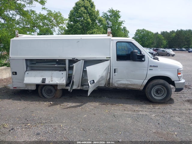 Ford E-350