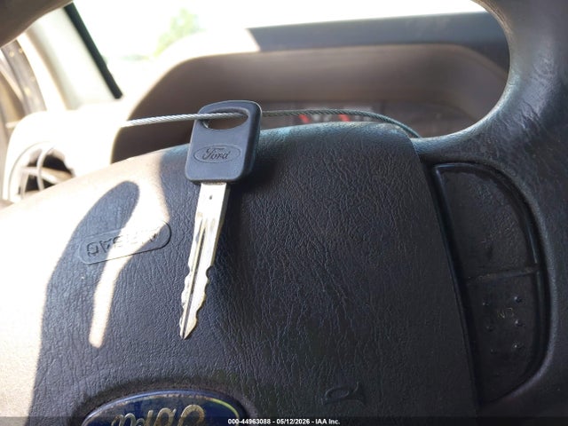 Ford E-350