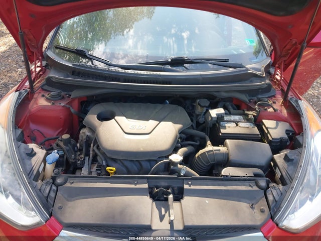 Hyundai VELOSTER