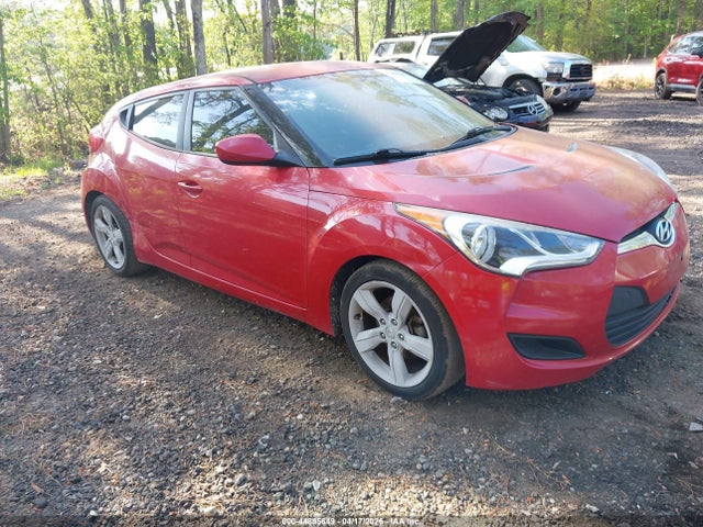 Salvage Hyundai VELOSTER Image