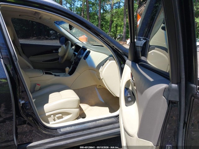 INFINITI Ex Journey