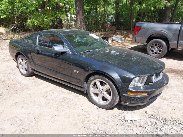 Salvage Ford Mustang Image