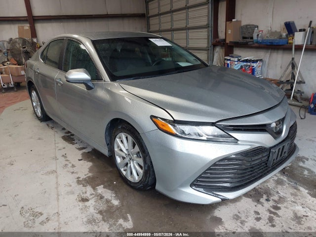 Salvage Toyota Camry Image
