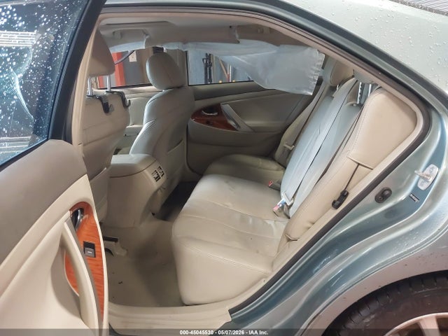 Toyota Camry Xle V6