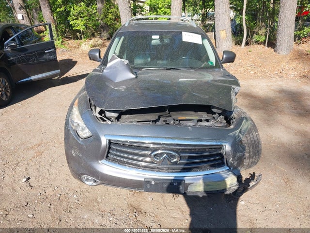INFINITI Qx