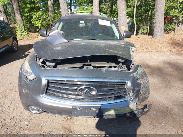 INFINITI Qx