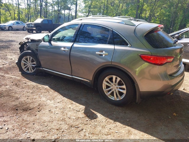 INFINITI Qx