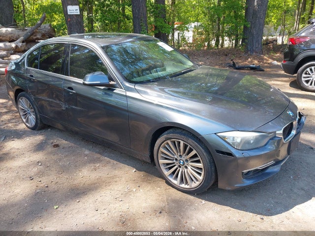 Salvage BMW 3 Series Image