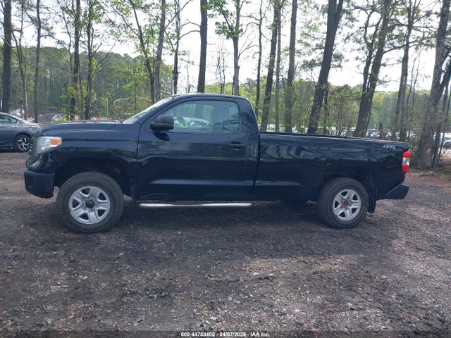 Toyota Tundra Sr 5.7l V8