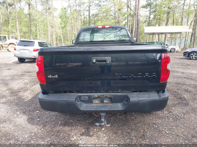 Toyota Tundra Sr 5.7l V8