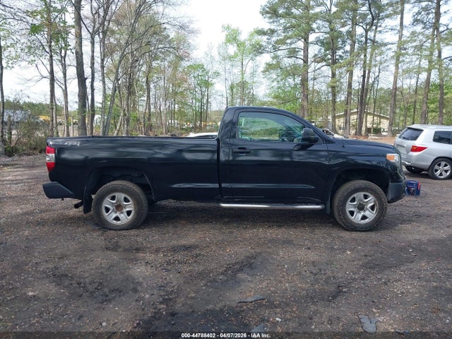 Toyota Tundra Sr 5.7l V8