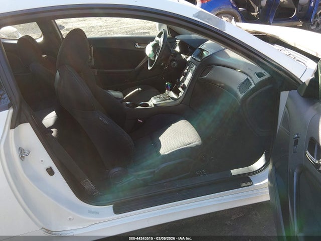 Hyundai Genesis 2.0t