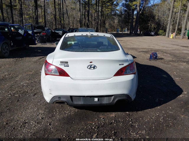 Hyundai Genesis 2.0t
