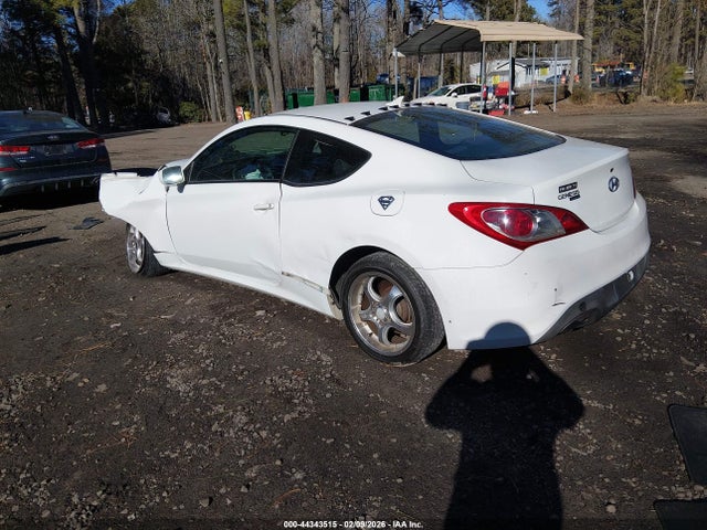 Hyundai Genesis 2.0t