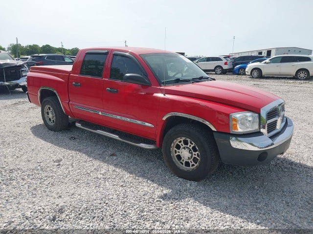 Salvage Dodge Dakota Image