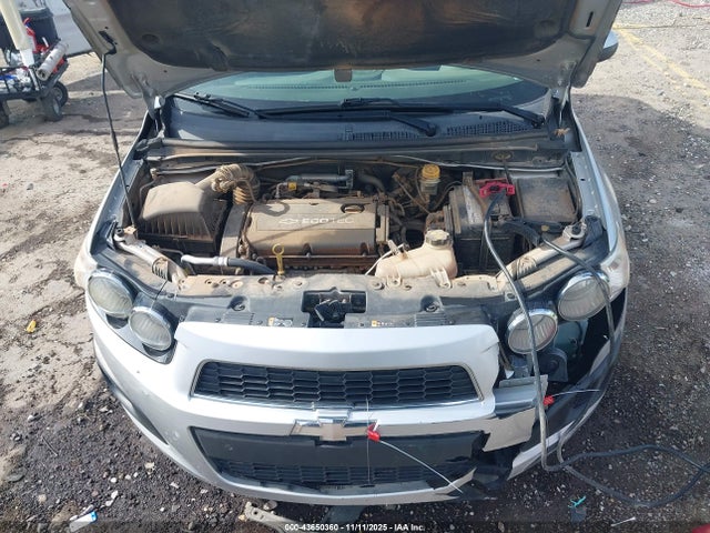 Chevrolet Sonic 2ls